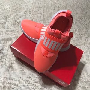 Women puma soft foam sneakers